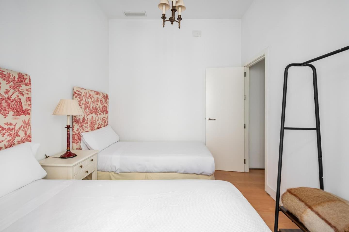 Komodo Sierpes: Bright & Classy Central Apartment Sevilla Exterior foto
